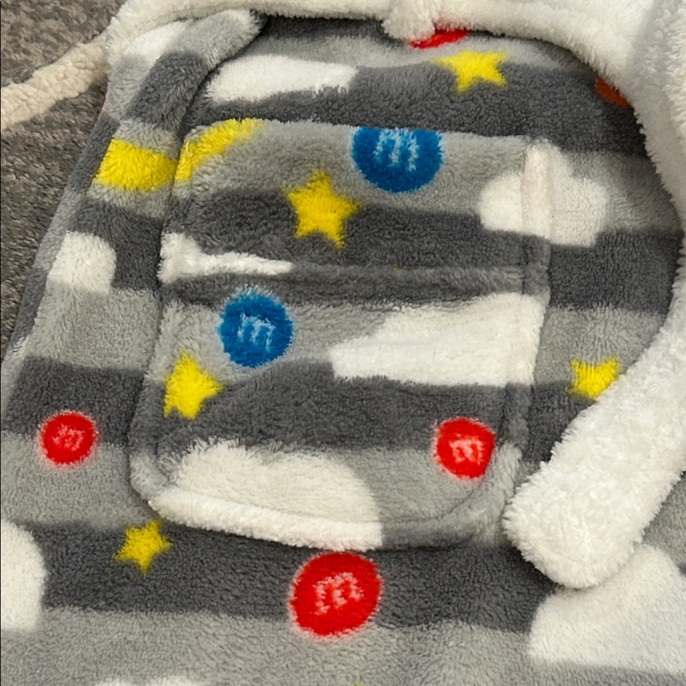 M&M Gray Hooded Kid’s Robe with M&M Pattern - Picture 4 of 10